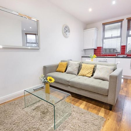 Modern Apartment Close To City Centre With Parking Leeds  Luaran gambar