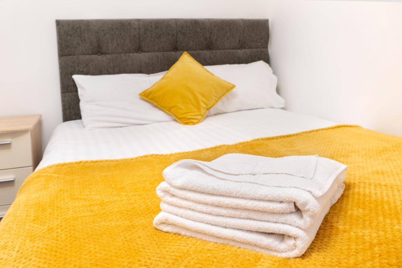 Modern Apartment Close To City Centre With Parking Leeds  Luaran gambar
