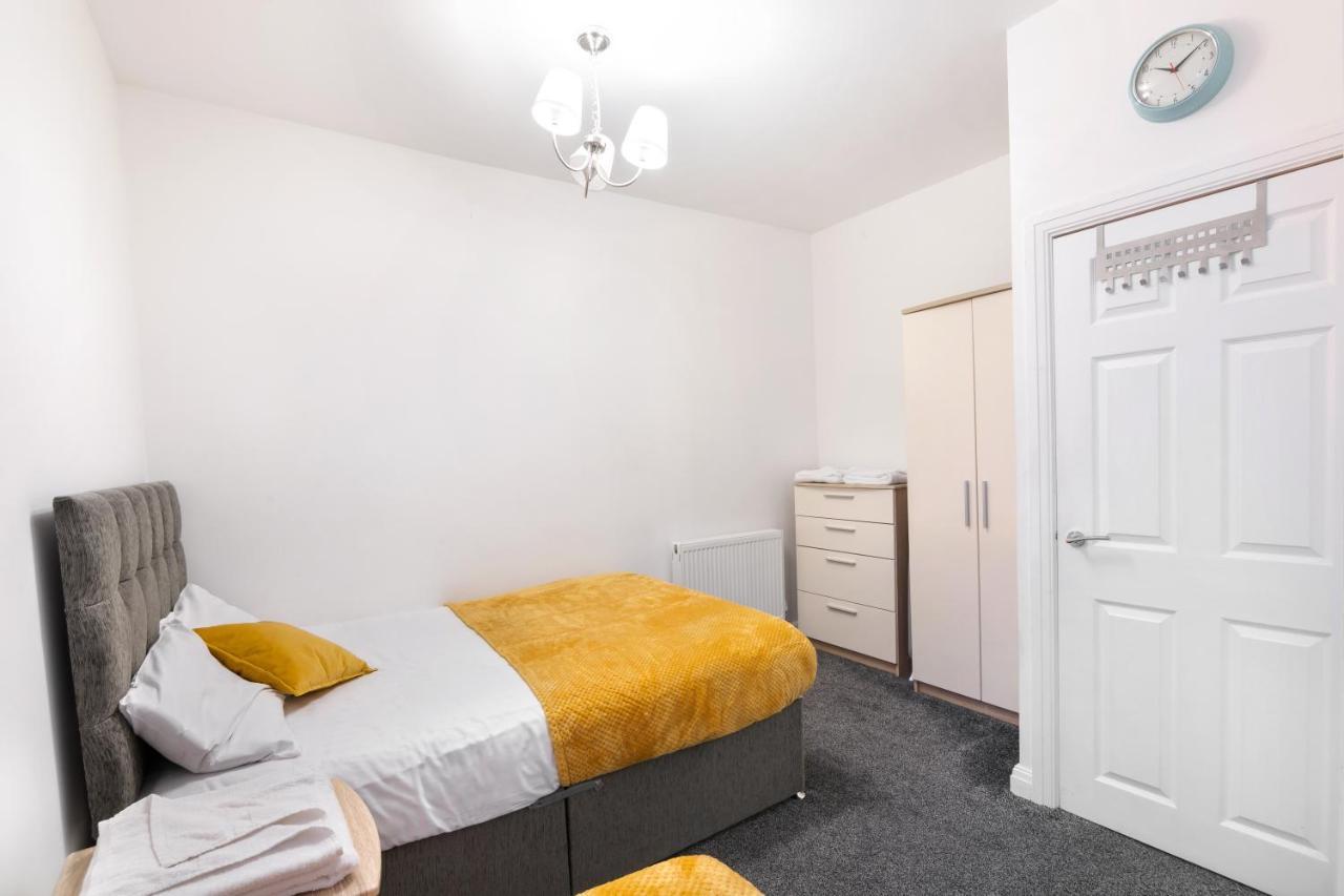 Modern Apartment Close To City Centre With Parking Leeds  Luaran gambar